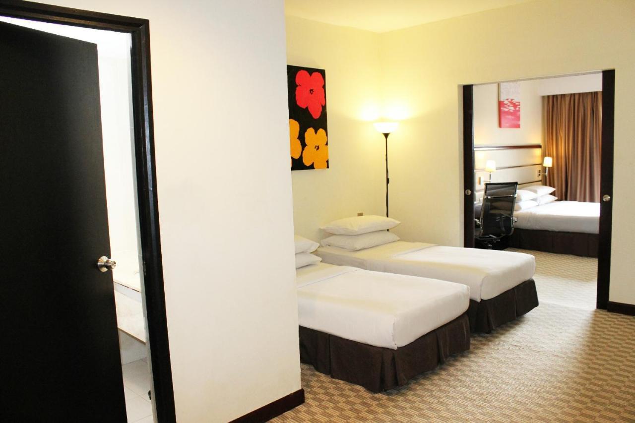 Silka Johor Bahru Hotel Exterior photo