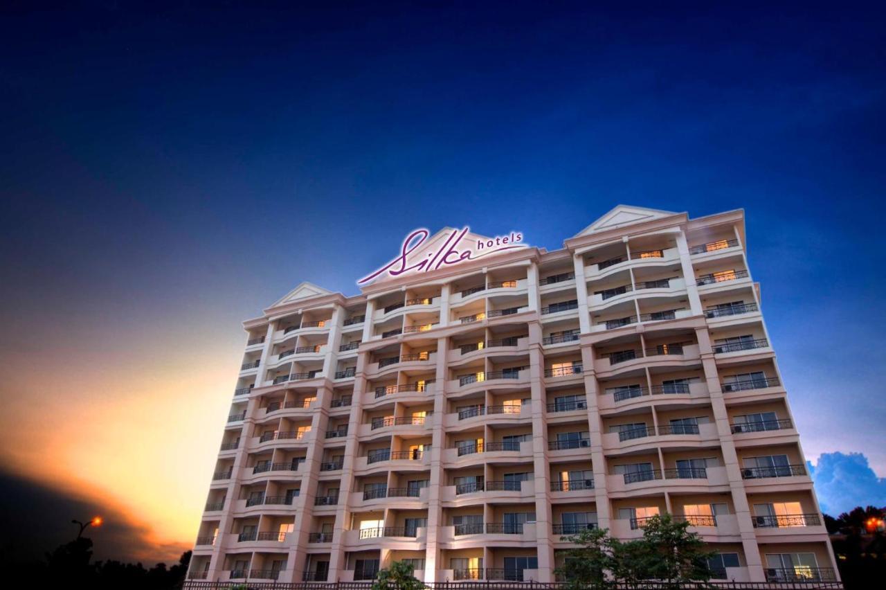 Silka Johor Bahru Hotel Exterior photo